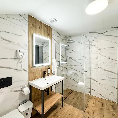 Hotel Anmago &